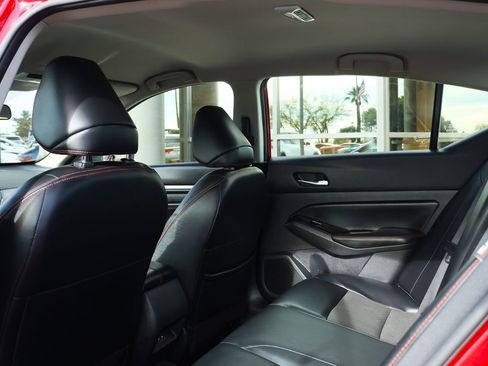 Used 2023 Nissan Altima 2.5 SR image 34