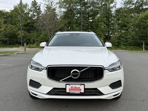 Used 2018 Volvo XC60 T5 Momentum w/ Convenience Package AWD/4WD image 9