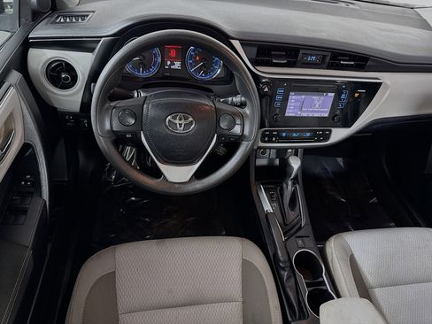 Used 2017 Toyota Corolla LE image 17