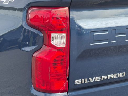 Used 2022 Chevrolet Silverado 1500 Custom AWD/4WD image 44
