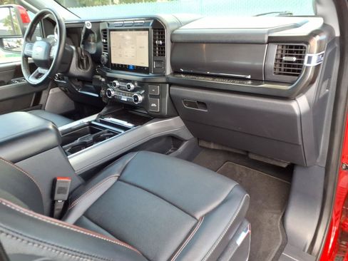 Used 2023 Ford F250 Lariat w/ Sport Appearance Package AWD/4WD image 10