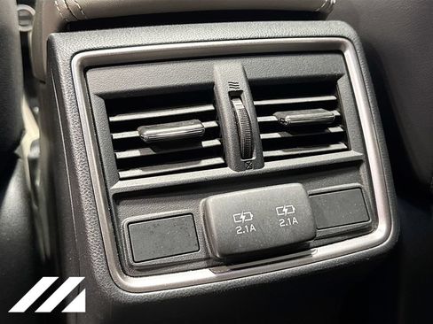 Used 2022 Subaru Forester Limited AWD/4WD image 27