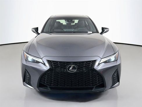 Used 2022 Lexus IS 350 F Sport RWD image 2