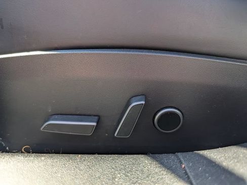 Used 2022 Tesla Model 3 Long Range AWD/4WD image 16