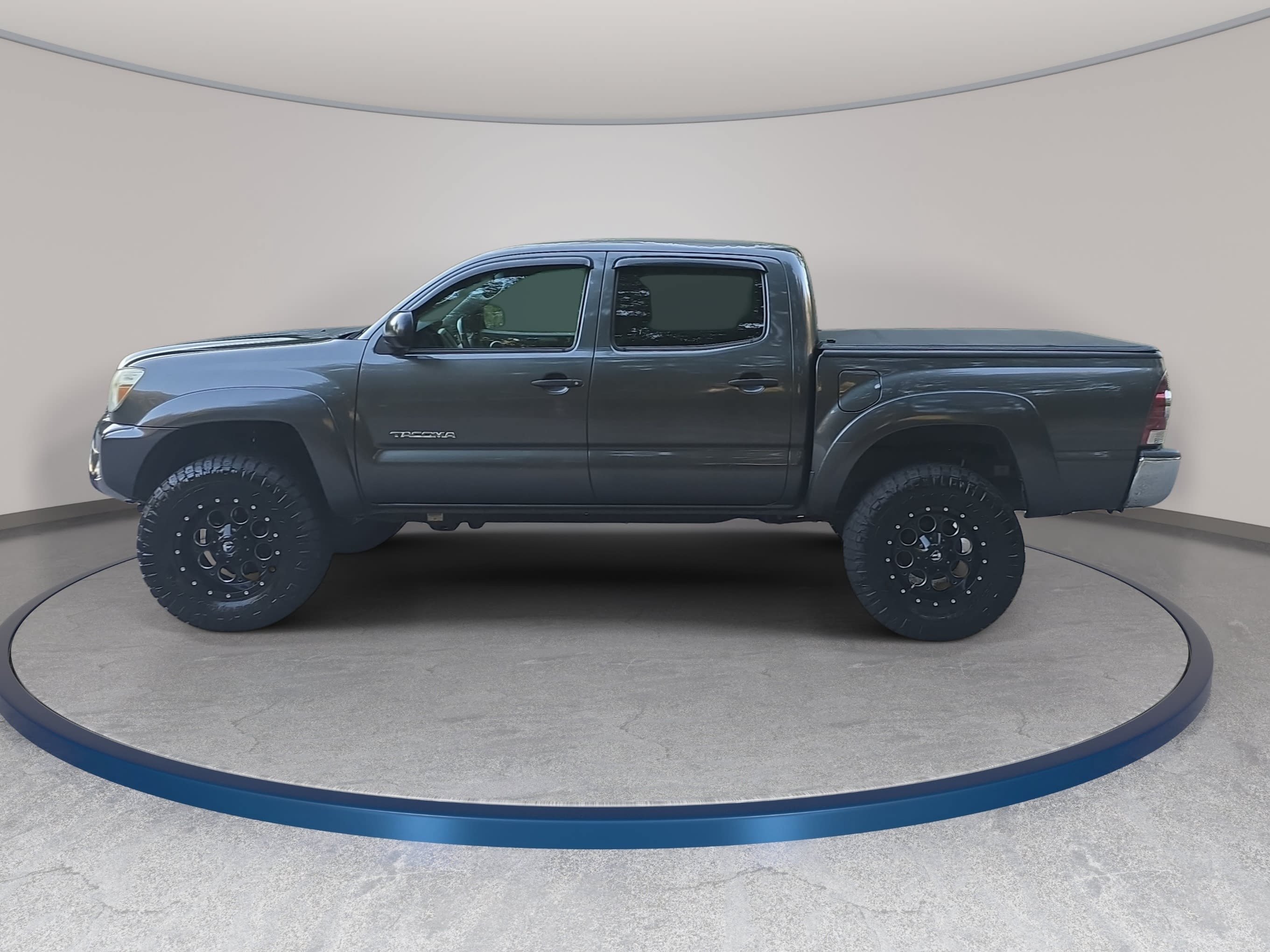Used 2013 Toyota Tacoma 4x4 Double Cab w/ SR5 Pkg image 8