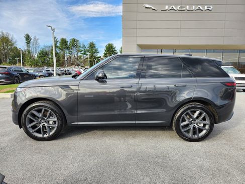 Certified 2025 Land Rover Range Rover Sport SE image 5