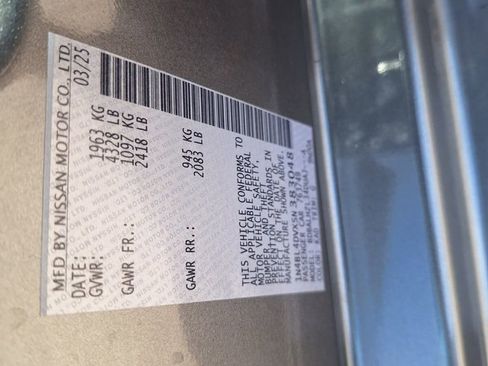 Used 2025 Nissan Altima 2.5 SV w/ SV Premium Package image 33