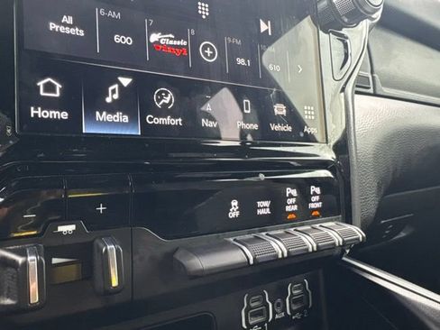 Used 2023 RAM 1500 Big Horn AWD/4WD image 28