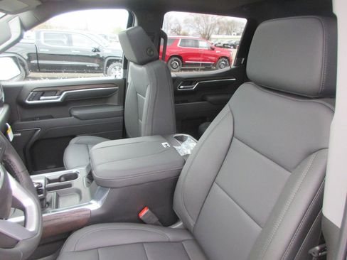 New 2026 GMC Sierra 1500 SLT w/ SLT Convenience Package AWD/4WD image 13