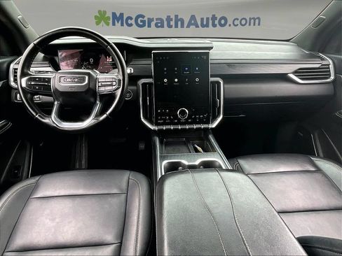 Used 2024 GMC Acadia Elevation AWD/4WD image 9