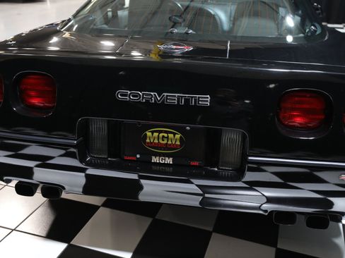 Used 1990 Chevrolet Corvette ZR-1 RWD image 22