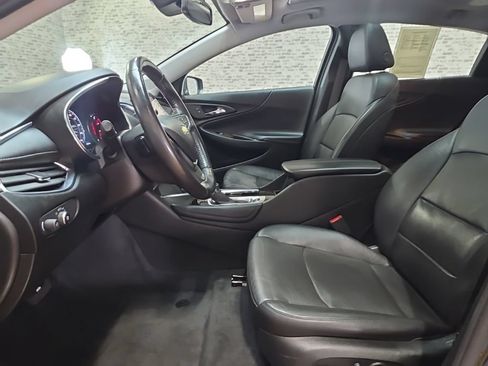 Used 2022 Chevrolet Malibu Premier FWD image 22