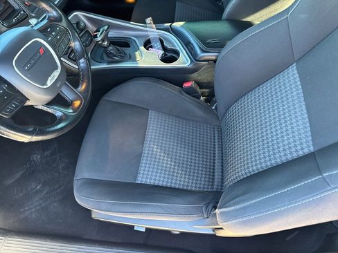 Used 2022 Dodge Challenger R/T image 13