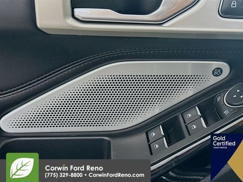 Used 2024 Ford Explorer Platinum w/ Technology Package AWD/4WD image 23