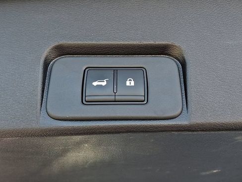 Used 2026 Nissan Rogue SV FWD image 25