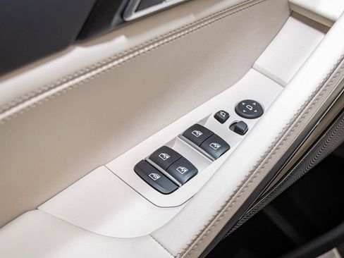 New 2026 BMW X6 M60i image 14