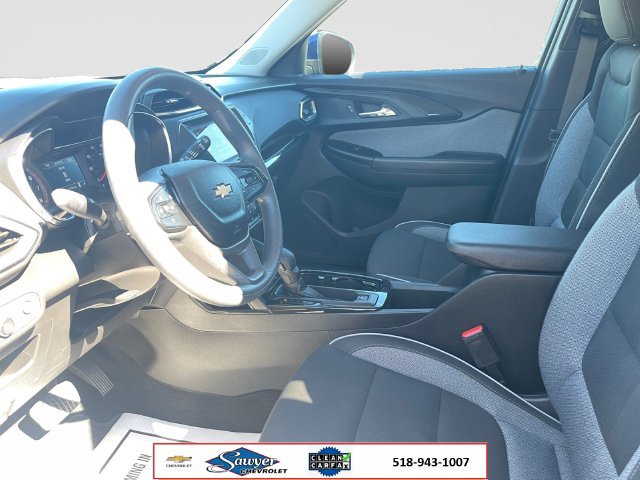 Used 2023 Chevrolet TrailBlazer LT FWD image 10