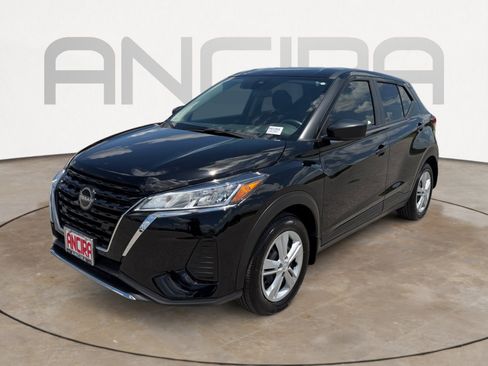 Used 2025 Nissan Kicks Play S FWD image 7