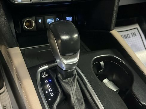 Used 2019 Hyundai Santa Fe AWD image 17