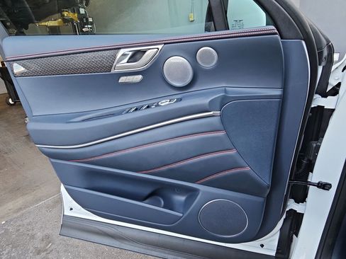 Certified 2026 Genesis GV80 3.5T e-SC AWD/4WD image 28