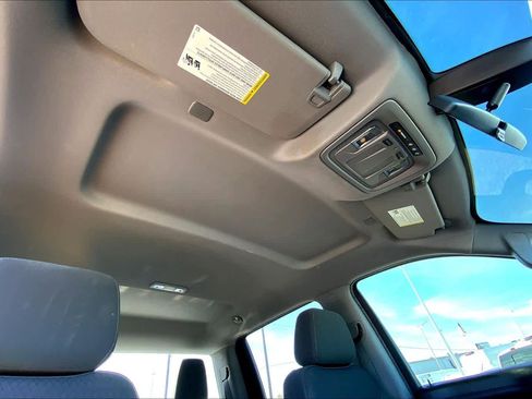 Used 2019 Chevrolet Silverado 1500 LT w/ Texas Edition image 12