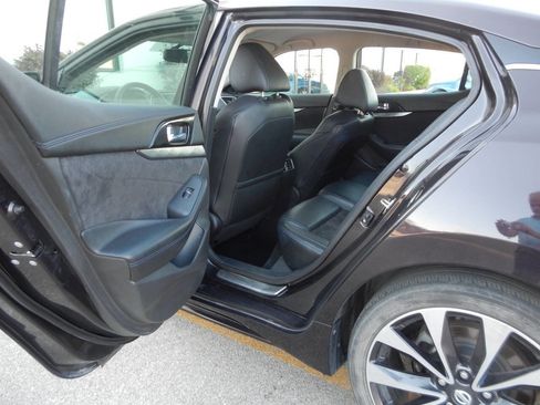 Used 2016 Nissan Maxima SR image 30