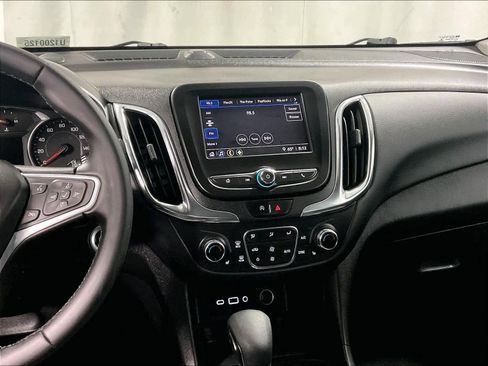 Used 2023 Chevrolet Equinox LT image 18