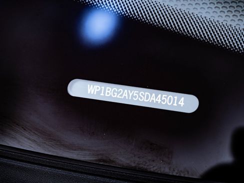 Used 2025 Porsche Cayenne GTS image 34