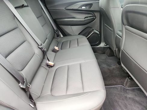 Used 2023 Chevrolet TrailBlazer RS w/ Convenience Package AWD/4WD image 24
