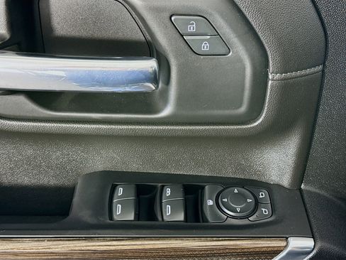 Used 2023 Chevrolet Silverado 2500 LT image 22