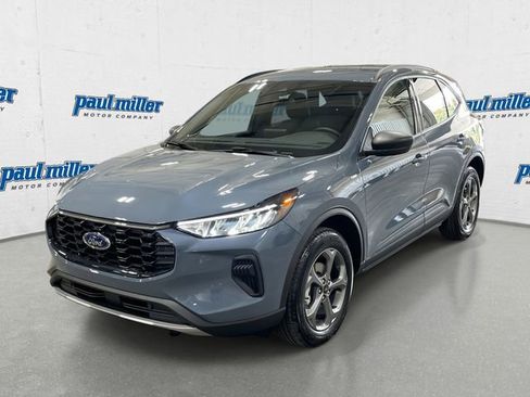 New 2026 Ford Escape ST-Line w/ Cold Weather Package AWD/4WD image 1