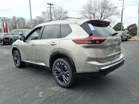 New 2026 Nissan Rogue Platinum w/ Platinum Premium Package AWD/4WD image 3