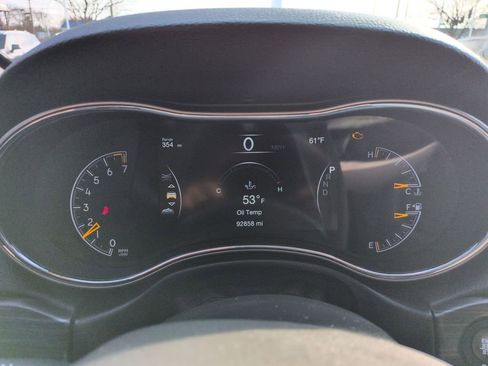 Used 2019 Jeep Grand Cherokee Limited w/ Luxury Group II image 15