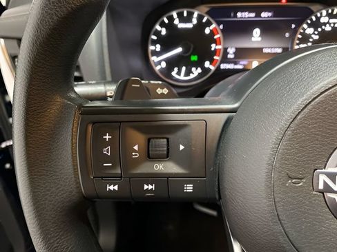 Certified 2024 Nissan Rogue SV AWD/4WD image 14