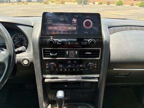 Certified 2022 Nissan Armada Platinum RWD image 8