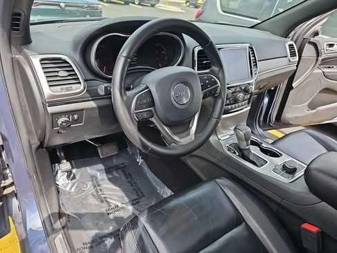 Used 2021 Jeep Grand Cherokee Limited AWD/4WD image 16
