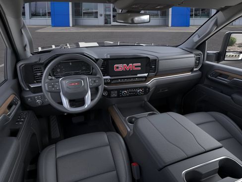 New 2025 GMC Sierra 2500 SLT w/ SLT Convenience Package AWD/4WD image 8