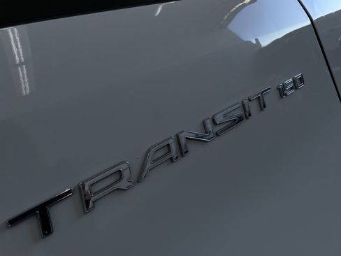 Used 2017 Ford Transit 150 XL image 8