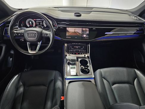 Used 2021 Audi Q8 Prestige AWD/4WD image 9