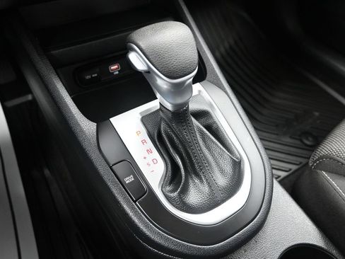 Certified 2024 Kia Forte LXS w/ LXS Technology Package FWD image 21