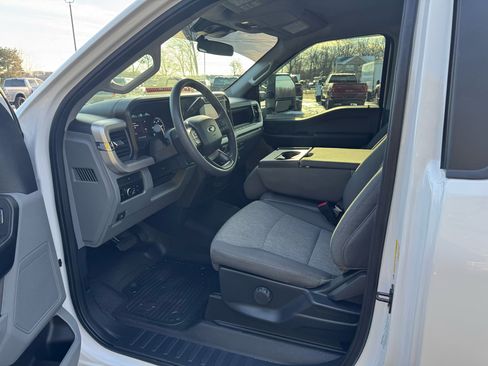 Used 2024 Ford F350 XL w/ 360-Degree Camera Package image 11