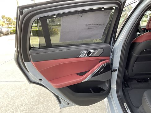 New 2026 BMW X6 xDrive40i w/ Executive Package image 23