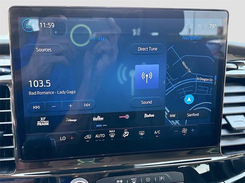 Used 2024 Ford Transit 350 XLT image 15