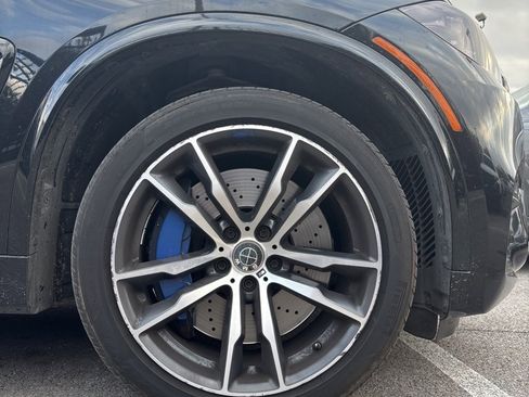 Used 2016 BMW X5 M image 6