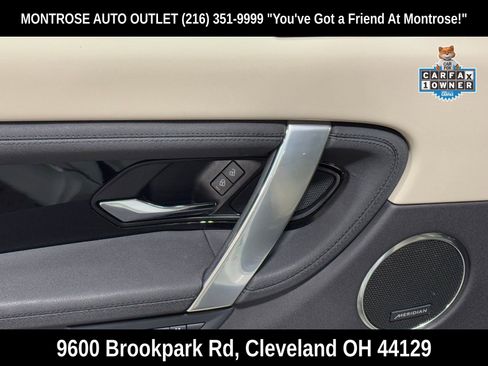 Used 2025 Land Rover Discovery Sport S image 12