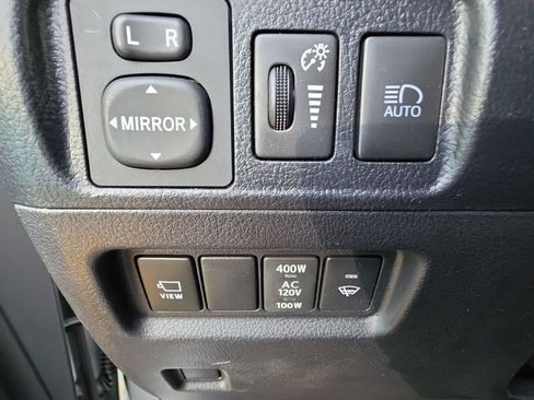 Used 2023 Toyota 4Runner Limited AWD/4WD image 7
