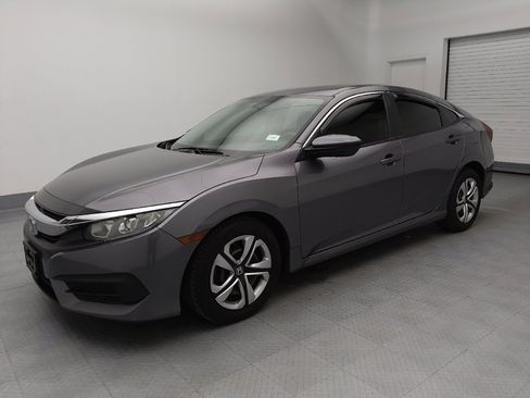 Used 2018 Honda Civic LX image 2