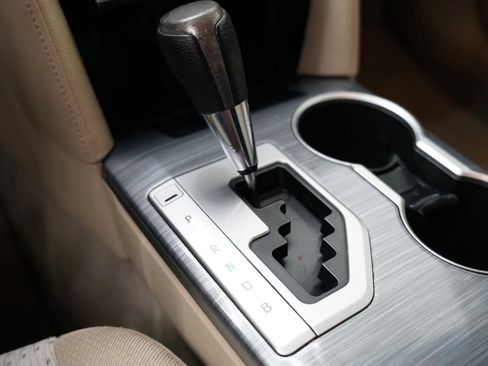 Used 2012 Toyota Camry LE w/ Preferred Accessory Pkg FWD image 26