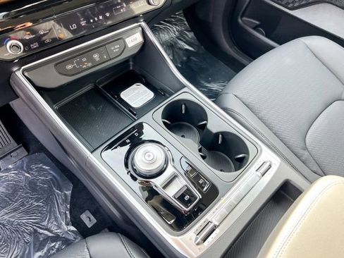 New 2026 Kia Carnival SX Prestige FWD image 21
