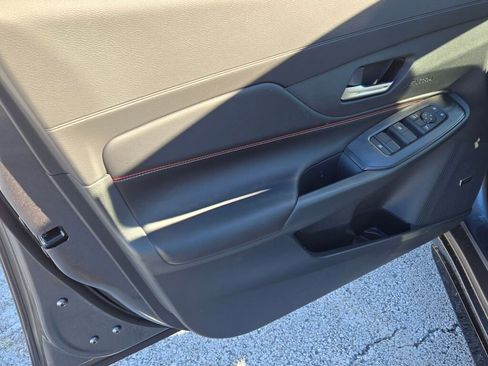 New 2026 Nissan Sentra SR w/ SR Premium Package FWD image 18